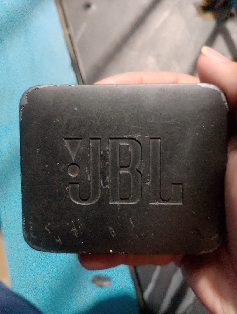 JBL GO 2 (Category: Soundbars, Speakers & Amplifiers) located in San Mateo. Submitted by k1ymelvz (Listing ID 1465715119, Image 3). Description: post it as defective due to crack screw sockets sa plastic but Hindi nman nakaapekto sa performance gumagana at maganda parin Ang sounds na repair ko na Ang rubber sa speaker mas matibay Ang pinalit ko.
