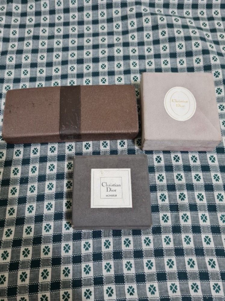 Jewelry box (Category: Accessory Holder, Box & Organizers) located in Bulacan. Submitted by kraeyon_shop (Listing ID 1462726862, Image 2). Description: Bundle branded jewelry box *dior *givenchy.