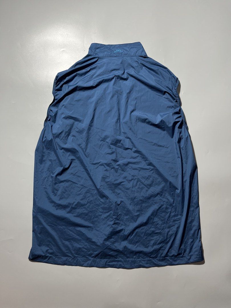 j.lindeberg “Ash Light Packable Golf” Vest (Category: Vests) located in Quezon City. Submitted by metro_junkie.ph (Listing ID 1465709793, Image 2). Description: J.Lindeberg “Ash Light Packable Golf” Vest Size XXL on Tag (24.5 x 30) Excellent Condition with Hangtag still Intact Authentic All Detail Posted 980 + SF (or offer).