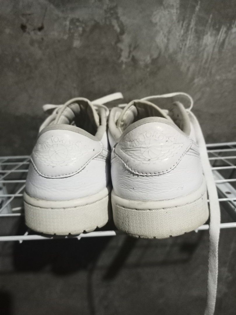 Jordan 1 Low Retro Golf white (Category: Sneakers) located in Mabalacat. Submitted by hasashoe (Listing ID 1465682369, Image 2). Description: SIZE ON PIC EXCELLENT CONDITION READY TO WEAR GOOD WORKING PERFORMANCE.