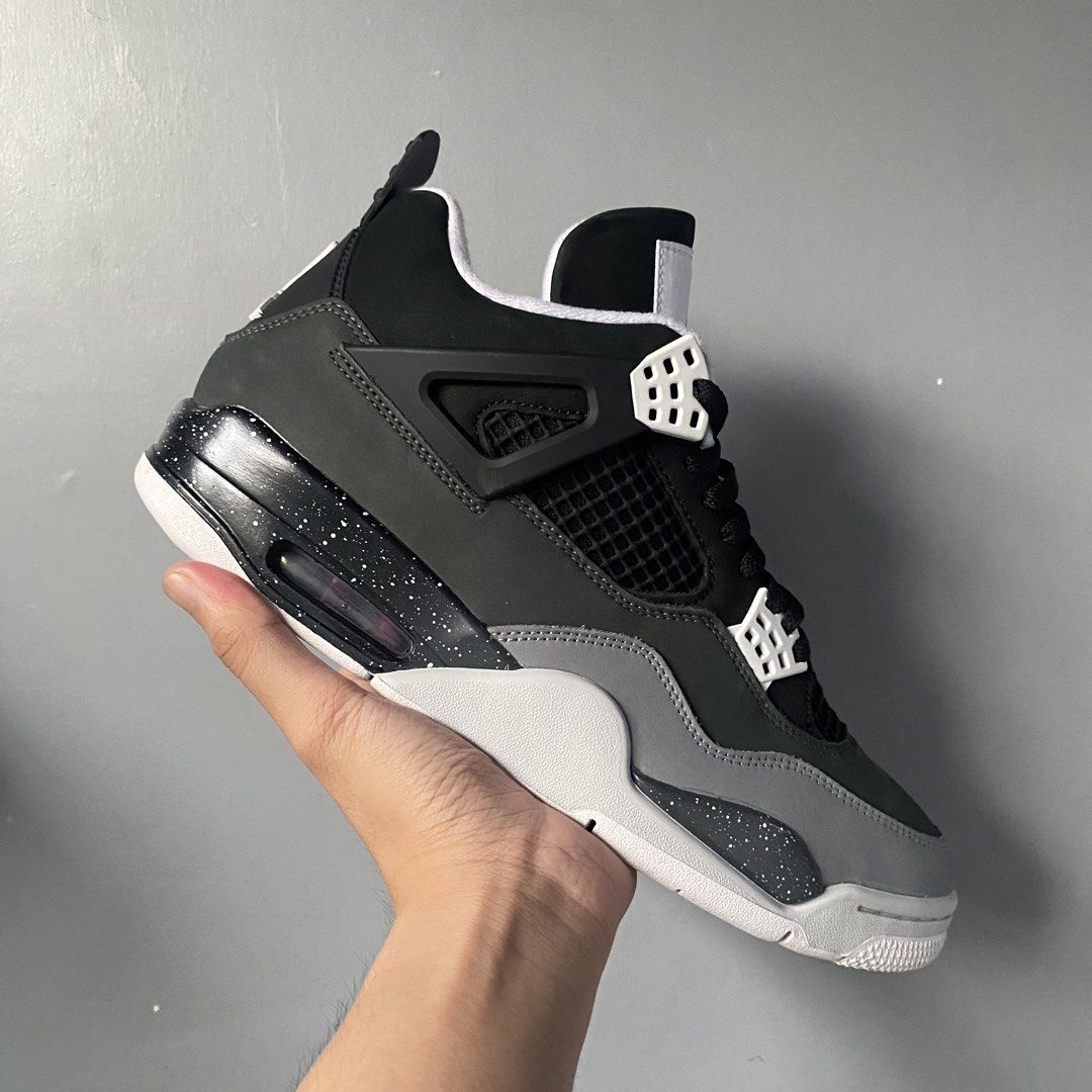 Jordan 4 Fear Size 10.5 (Category: Sneakers) located in Cavite. Submitted by emjayzinyoface (Listing ID 1465619723, Image 2). Description: WTS Jordan 4 Fear Size 10.5US | Complete with receipt Used Once (pass as new) Local / Titan Release ₱4,995 only! 100% Authentic 10x Money back if proven fake! 📍Imus Cavite.