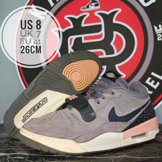 (Category: ) located in . Submitted by kalyedadshoesandapparel (Listing ID 1465716546, Image 1). Description: .