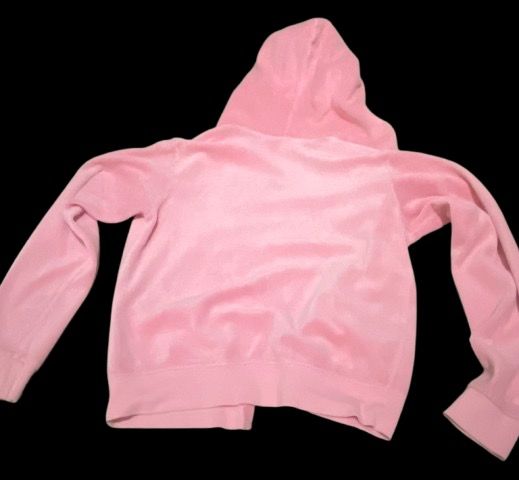 juicy couture pink jacket (Category: Coats, Jackets and Outerwear) located in Manila. Submitted by mischkacalo (Listing ID 1465603164, Image 2). Description: - Color:pink - small fit - Material: velour - can lalamove / deliver - payment thru: gcash - can meetup uptc .