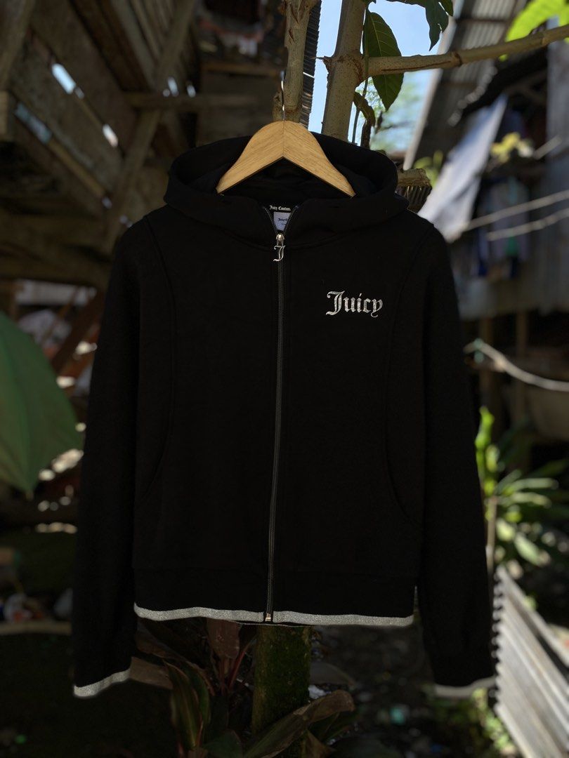 Juicy Couture zip up hoodie (Category: Coats, Jackets and Outerwear) located in Cagwait. Submitted by roundsociety_ph (Listing ID 1465594409, Image 1). Description: .