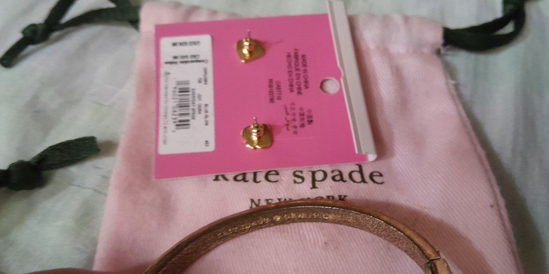 Kate spade accessories (Category: Earrings) located in Manila. Submitted by dreamweaver25 (Listing ID 1465665159, Image 2). Description: kate spade watch barely used php 3500 ks ruby rose earring pink php 2500 ks bangle and stud package green or pink php 2500 pick up cubao ship via lalamove kaliwaan bayad ship via jrs if provinces price is fixed sure buyer only.