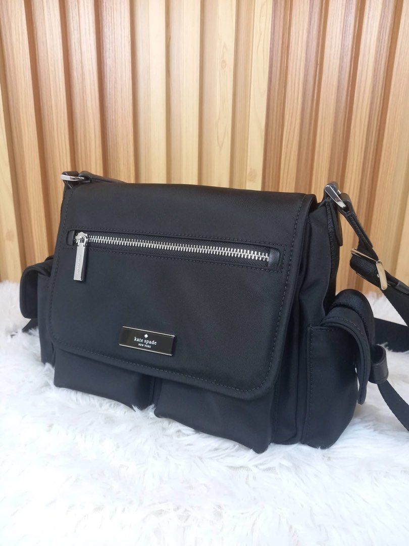 Kate Spade Carter Messenger Bag (Category: Cross-body Bags) located in Mandaluyong City. Submitted by shop_0n_the_spot (Listing ID 1465607640, Image 3). Description: 💯% GUARANTEED ORIGINAL & BRAND NEW. ✅ Brand New with Tag, Carecard ✅ Polyplastic ✅ Paper bag (if only available) 📌 Please DO TAKE A VIDEO of UNBOXING once your parcel arrived. Any claim/s for missing/wrong and damage items will not be entertained without providing an evidence. Than