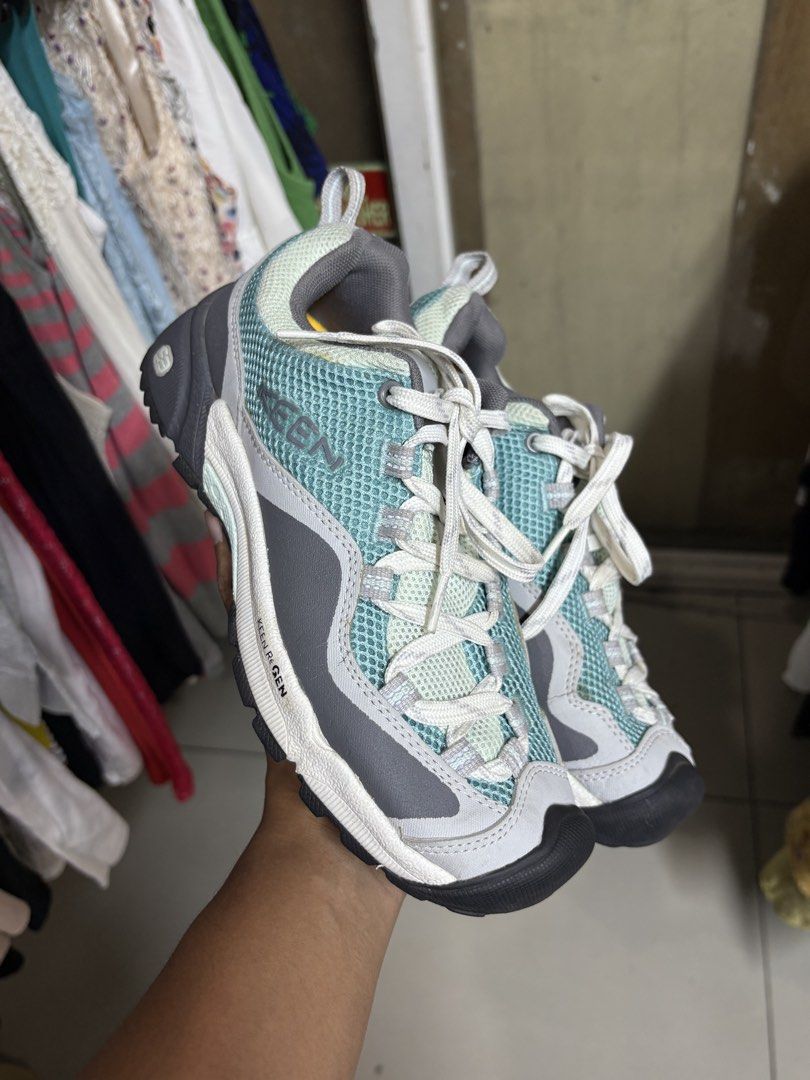 keen wasatch crest (Category: Shoe inserts & accessories) located in Manila. Submitted by bigassforehead (Listing ID 1465669838, Image 3). Description: keen wasatch crest size 7.5us 38eu 24.5cm 2k only.