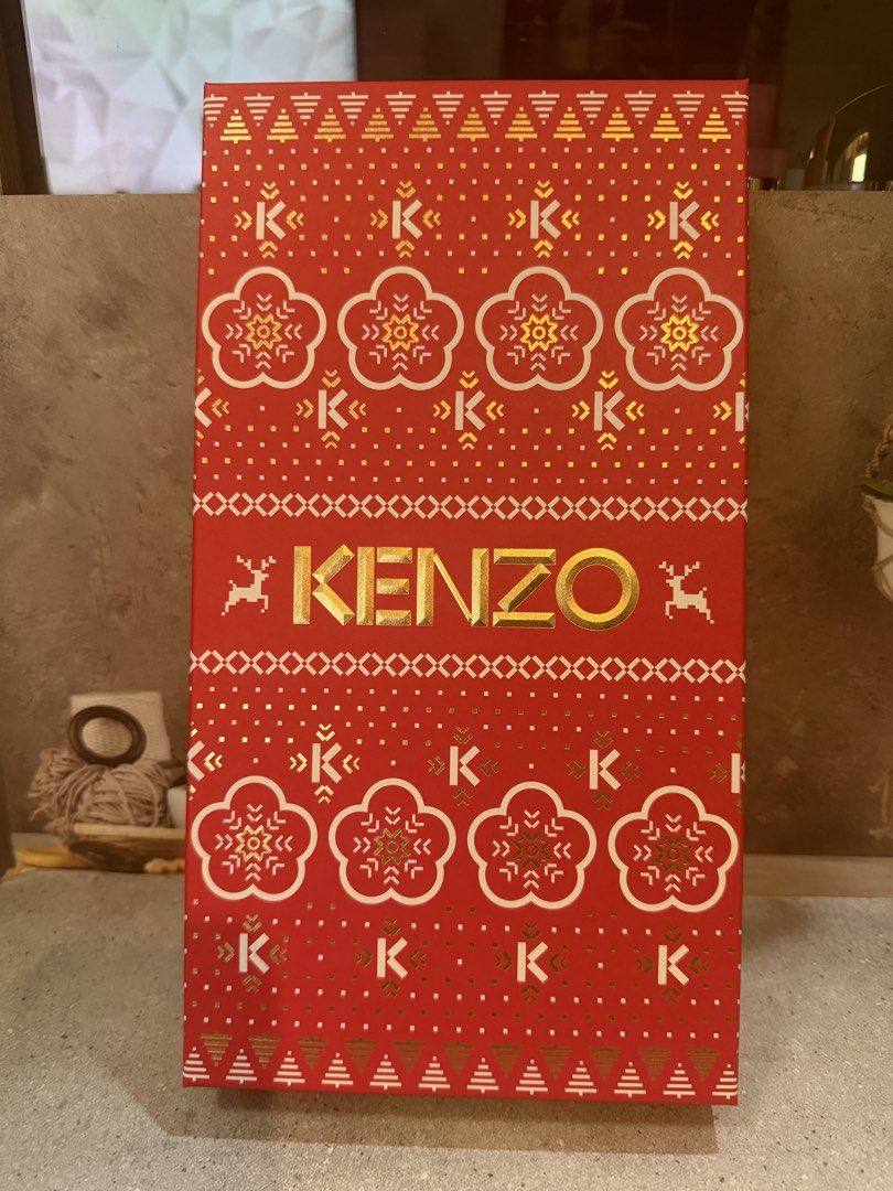 Kenjo Flowe EDP (Category: Fragrance & Deodorants) located in Paranaque City. Submitted by oommggg (Listing ID 1465596177, Image 1). Description: 100% Original Paranaque Area If nagdududa wag bumili..