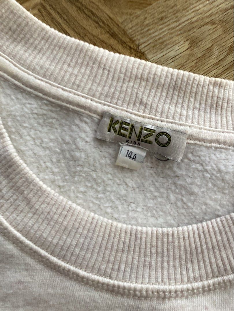 Kenzo Sweater (Category: Coats, Jackets and Outerwear) located in Davao. Submitted by workmensph (Listing ID 1465746886, Image 3). Description: Size S-M 19.5” x 24” Excellent Condition.