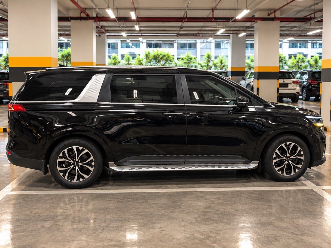 Kia Carnival 2.5 (A) (Category: Used Cars) located in Makati City. Submitted by gil.d.a (Listing ID 1461472475, Image 2). Description: 🚗 Kia Carnival SE 2023 ✅ execellent condition ✅ Diesel engine ✅ Automatic transmission - smooth shifting ✅ 36,000 mileage ❄️ cool aircon ✅ premium leather set ✅ presentable ✅ thick tires ✅ complete legal docs ✅ first owner/ seller ✅ complete legal docs ✅ updated registration .