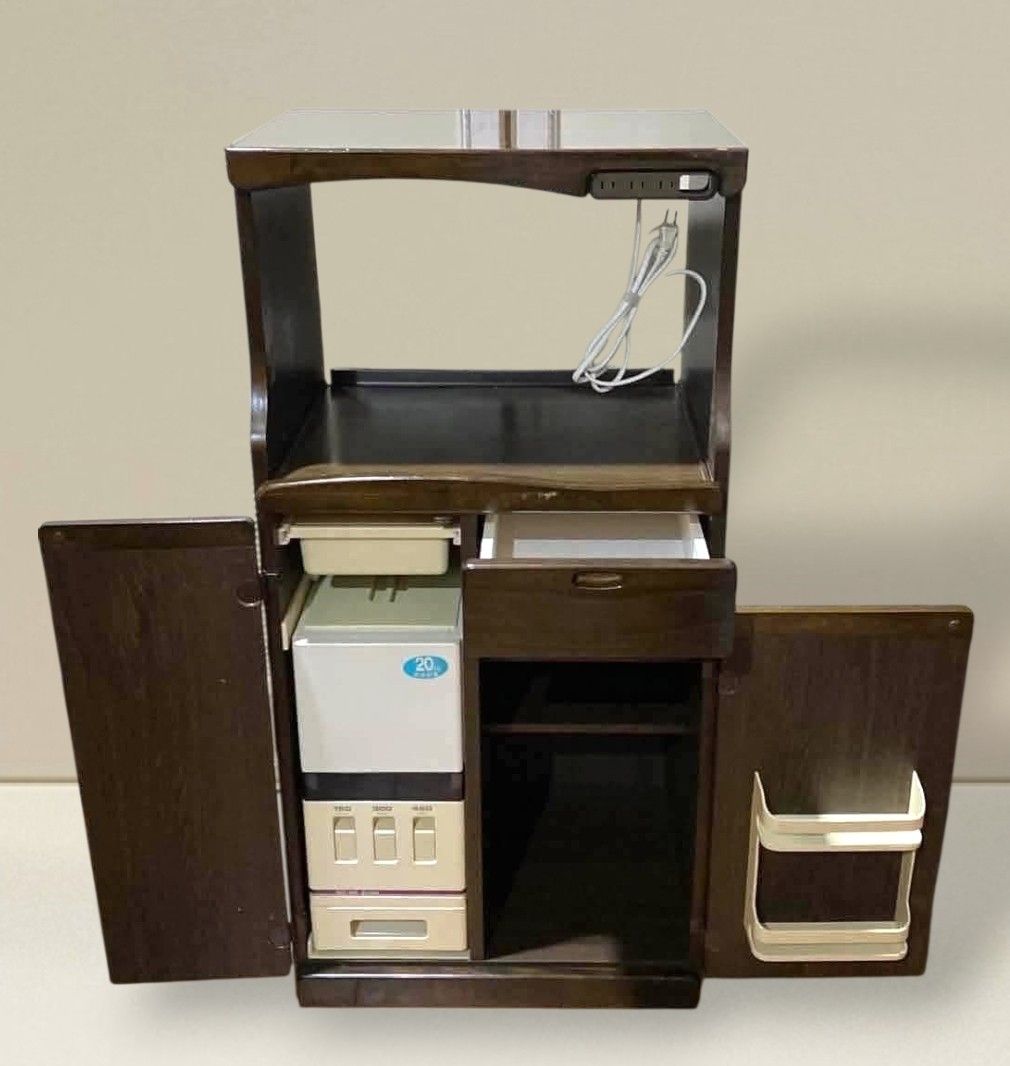 Kitchen Side Cabinet Oven Rack Coffee Nook (Category: Shelves, Cabinets & Racks) located in Quezon City. Submitted by dannikkishoppe2 (Listing ID 1465686415, Image 1). Description: Kitchen Side Cabinet Oven Rack Coffee Nook ‼️₱6000‼️ L23.5 W18 H48 inches Pullout tray: L20.5 W15.5 H13.5 inches *with 20kg rice dispenser *with small pantry and pullout tray *removable shelves *with built-in outlet for microwave, rice cooker, or other appliances Pleas
