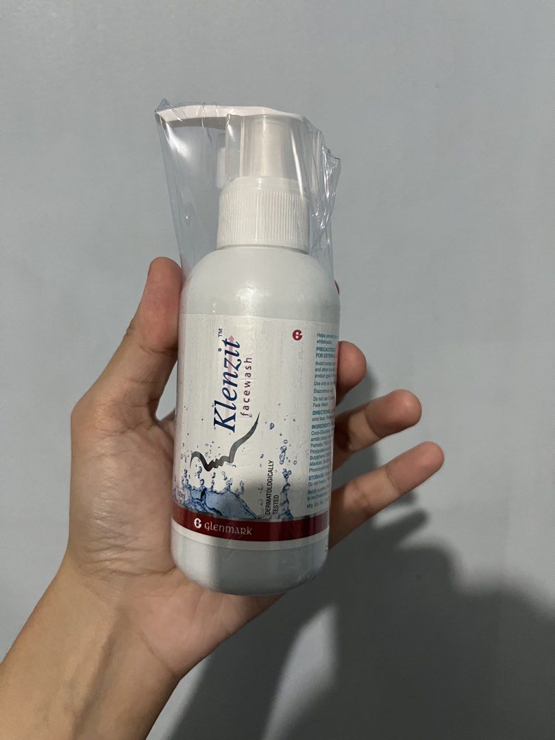 Klenzit Facial Wash 100 mL (Category: Face Care) located in Quezon City. Submitted by _ch1204 (Listing ID 1465722057, Image 1). Description: - Brand new - Use before December 2026.