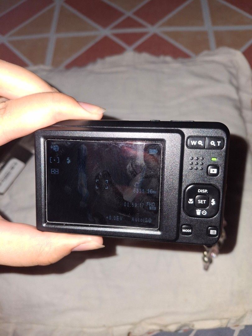 Kodak Pixpro FZ55 Blue Digital Camera (Category: Cameras) located in Muntinlupa City. Submitted by alhenabrailley (Listing ID 1465601802, Image 3). Description: (negotiable!!!) - Color: Blue - Specs: 16 Megapixels, 5x Optical Zoom - Condition: Tested, fully working, screen and buttons in great shape - Inclusions: Original box, USB charging cable, rechargeable battery, micro SD card adapter (OG KODAK).