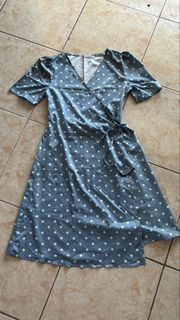 (Category: ) located in . Submitted by shop.kayescloset (Listing ID 1465634388, Image 1). Description: .
