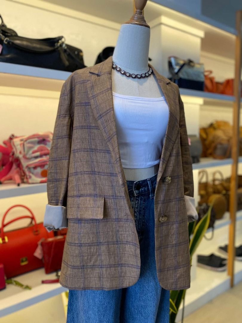 KOREAN LINEN BLAZER (Category: Coats, Jackets and Outerwear) located in Baguio. Submitted by asna_taku (Listing ID 1465662805, Image 2). Description: KOREAN LINEN BLAZER S-M ₱980.