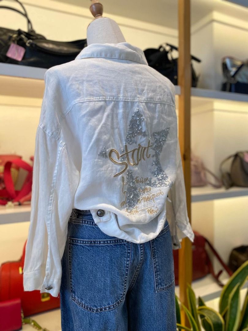 KOREAN LINEN LIGHT JACKET (Category: Coats, Jackets and Outerwear) located in Baguio. Submitted by asna_taku (Listing ID 1465661574, Image 2). Description: KOREAN LINEN LIGHT JACKET S-M ₱780.
