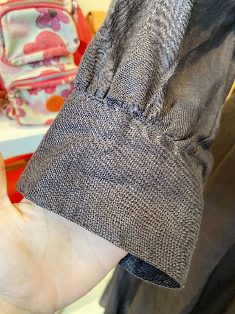 KOREAN LONGSLEEVE BUTTON DOWN DRESS (Category: Dresses) located in Baguio. Submitted by asna_taku (Listing ID 1465658006, Image 3). Description: KOREAN LONGSLEEVE BUTTON DOWN DRESS M-L ₱800.