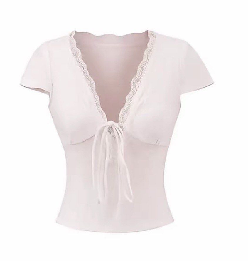 Lace Top (Category: Blouses) located in Manila. Submitted by findsbysteph (Listing ID 1465643730, Image 1). Description: .