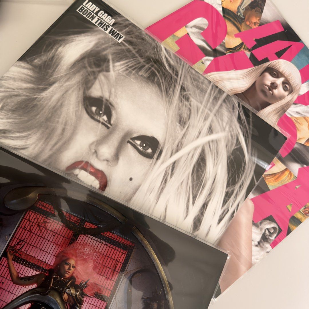 Lady Gaga Vinyl Records Bundle (Category: Vinyls) located in Santa Ana. Submitted by keepmelogin (Listing ID 1454448729, Image 1). Description: Born This Way UO Red Artpop UO Blue Chromatica Yellow RSD No skips or loops both records -Decluttering - As bundle.