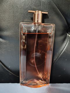 (Category: ) located in . Submitted by shopahaulic888 (Listing ID 1465652965, Image 1). Description: .