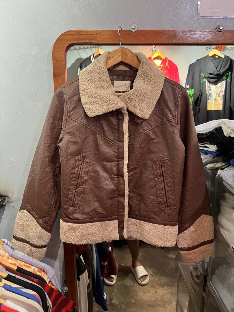 Leather Jacket (Category: Coats, Jackets and Outerwear) located in Manila. Submitted by teampuyat224792 (Listing ID 1465704668, Image 1). Description: brand - Universal Thread condition - Pristine size - X-Small dimes - 18W - 22L .