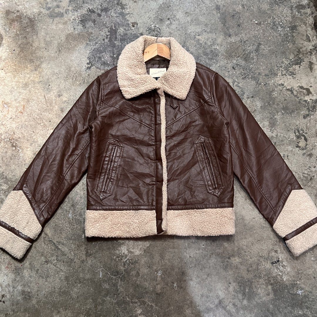 Leather Jacket (Category: Coats, Jackets and Outerwear) located in Manila. Submitted by teampuyat224792 (Listing ID 1465704668, Image 2). Description: brand - Universal Thread condition - Pristine size - X-Small dimes - 18W - 22L .