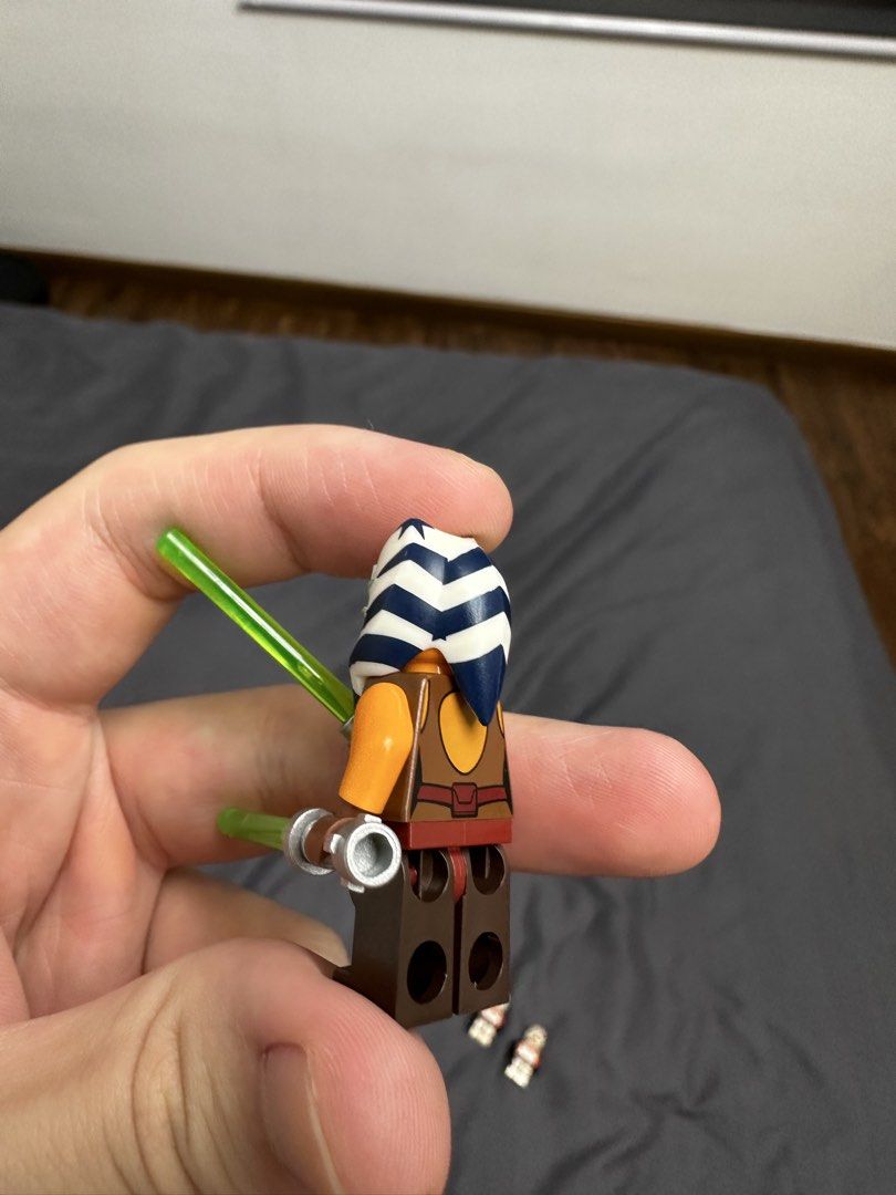 LEGO Star Wars Ahsoka Minifigure (Category: Lego & Building Sets) located in Quezon City. Submitted by migsu126 (Listing ID 1465696343, Image 2). Description: - 1,600 - LEGO Star Wars Ahsoka Tano minifigure.