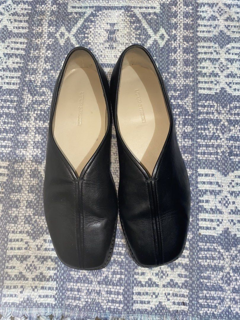 Lemaire Alt Loafers (Category: Dress Shoes) located in Manila. Submitted by skipp_ (Listing ID 1465726928, Image 2). Description: Monk Shoes / Loafers Vegetable- tanned Buffalo Leather Size: 25.5 cm / US 8 - Inclusions: Comes with original shoe box - Condition: Excellent *used once Different from my other posting.