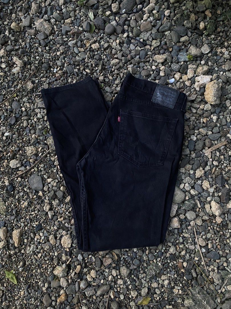 Levis 502 (Category: Jeans) located in Odiongan. Submitted by renz_john (Listing ID 1465714749, Image 1). Description: As new condition No issue Color rate 10/10.