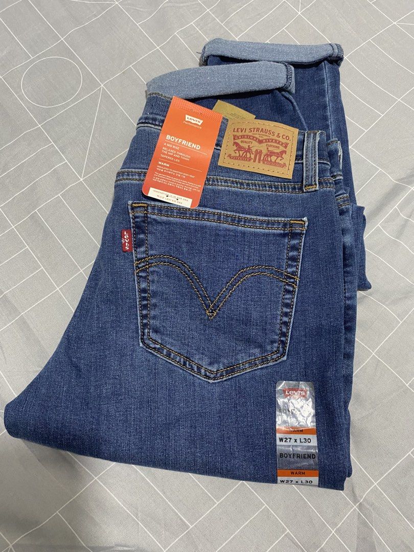 Levi’s Jeans (Category: Jeans) located in Batangas. Submitted by decluttery0908 (Listing ID 1465705547, Image 1). Description: TO SAVE TIME and REPETITION, inquiries covered by this listing will go UNANSWERED. PLEASE READ THE CAPTION BEFORE ASKING. Make reading a habit. Levi’s Boyfriend Jeans Size: 27 on tag Bnew with tag 💯 auth Levi’s PLEASE PM ONLY IF SURE BUYER. 🙅‍♀️NO TIME FOR JOY RESERVERS, SEENZONERS OR TIME WASTERS. WILL SURELY BLOCK YOU