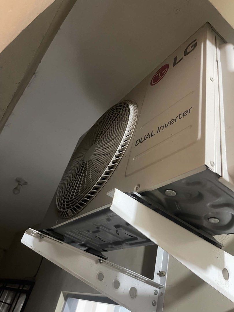 LG Dual Inverter Split Type Air Conditioner with ThinQ (Category: Air Conditioning and Heating) located in Manila. Submitted by angelinedi20261 (Listing ID 1465734009, Image 1). Description: FS: LG Dual Inverter Split Type 1 HP NO ISSUE / KAKA 1 YEAR LANG Pwede swap sa window type na inverter din at 1-1.5 HP ₱23K asking .