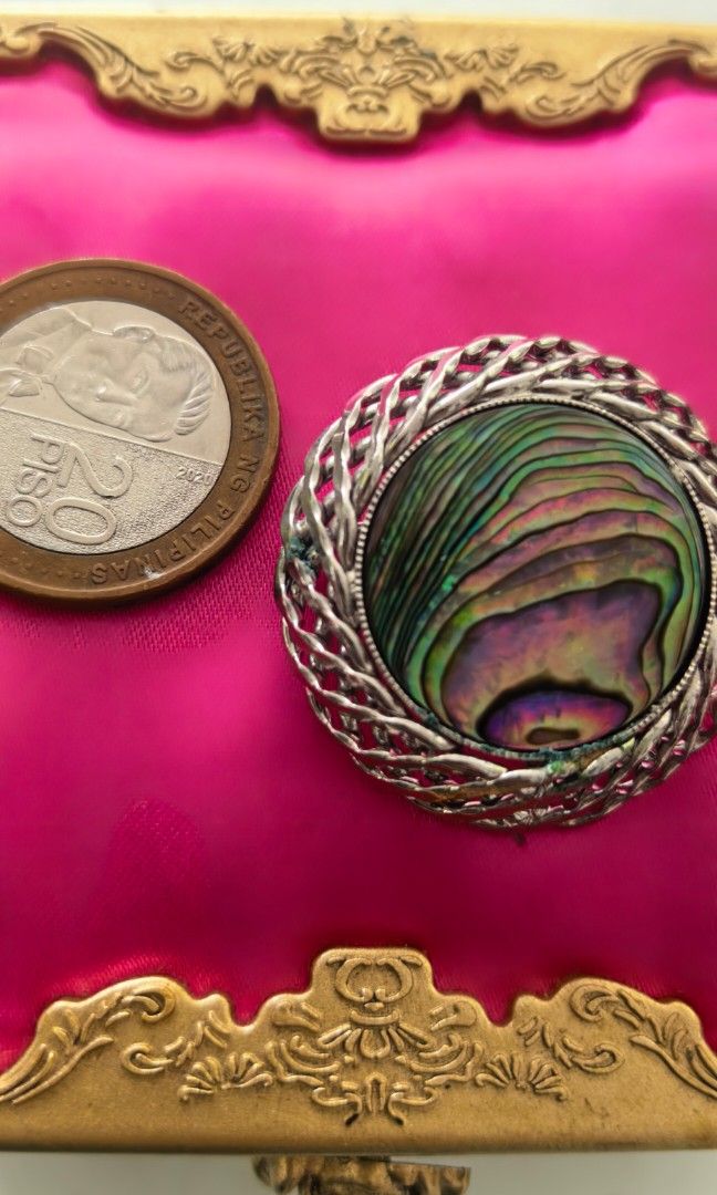 Like New abalone Brooch Japan (Category: Brooches) located in Tuguegarao City. Submitted by zenphoenix-7ad615 (Listing ID 1465598408, Image 2). Description: Like new Abalone Japan brooch.