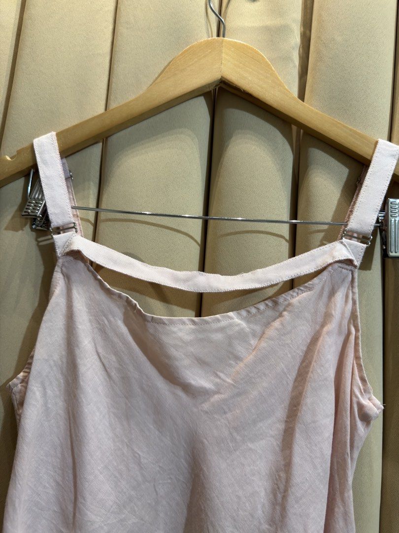 Linen Tank Top (Category: Sleeveless) located in Manila. Submitted by glamstylemnl (Listing ID 1465677104, Image 3). Description: ♡ SIZE: M ♡ BUST: 35 ♡ Swipe left to see the actual color & details ♡ adjustable strap / layered chiffon hem / relaxed lightweight silhouette ♡ HQ • 10/10 ♡ Ready to wear 👚.