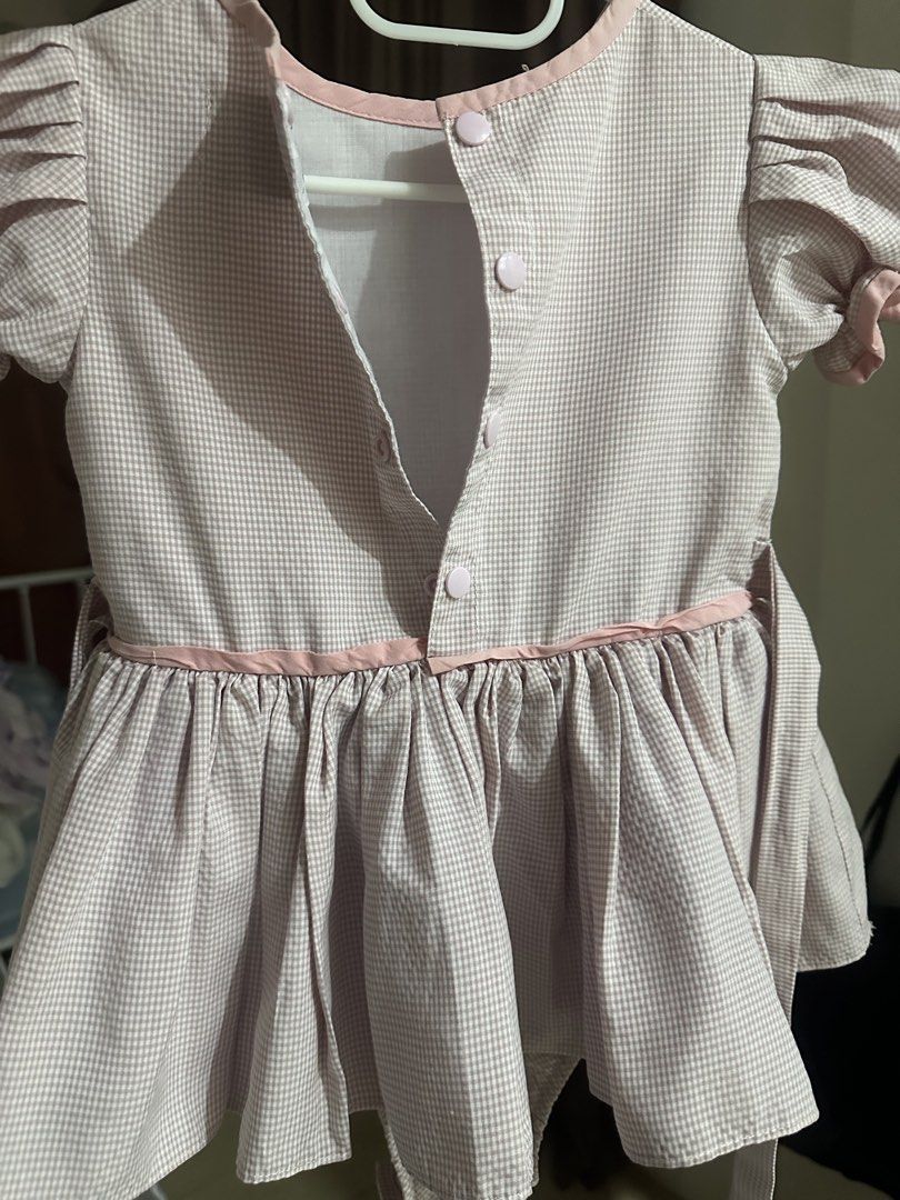 little ella (Category: Babies & Kids Fashion) located in Cabanatuan. Submitted by ldej20 (Listing ID 1465728362, Image 3). Description: size 3 .