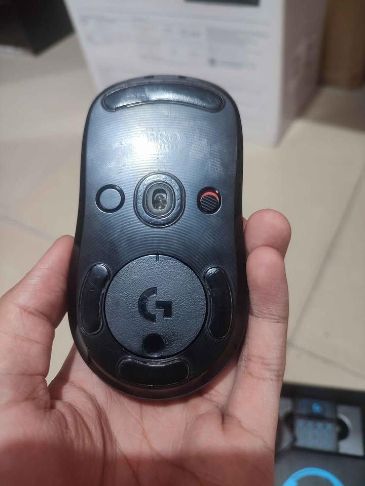 Logitech G Pro Wireless (Hotswap Mod) (Category: Mouse & Mousepads) located in Caloocan City. Submitted by johnraymon47725 (Listing ID 1465693861, Image 3). Description: Changes: Switches: Huano Transparent Blue Dot switches (New) Hot swap primary switches mod (no need soldering) Inclusions: Orig. (Box, Dongle, Extender, Cable, all side covers and side buttons) ***Free service if you want to change encoder or side switches, shipping and parts cov