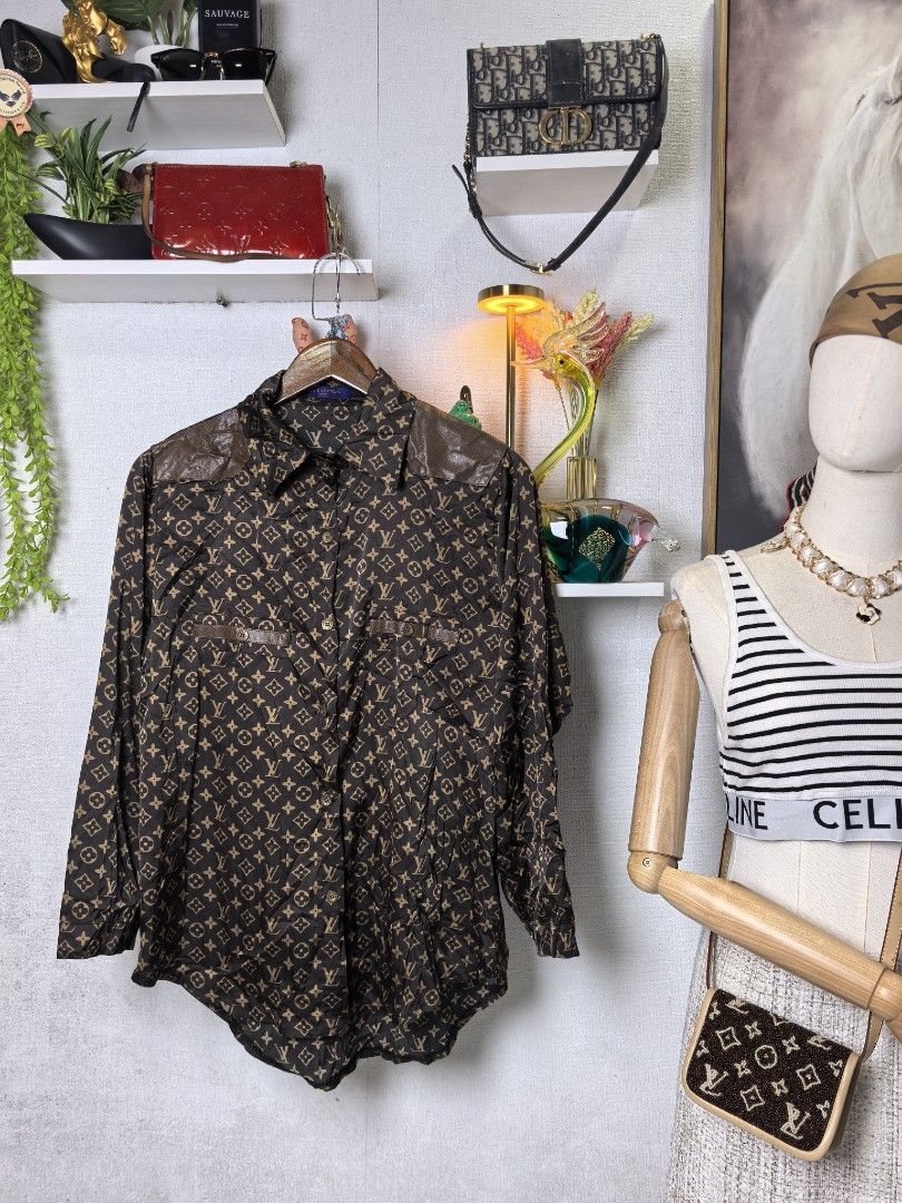 Louis Vuitton monogam polo blouse (Category: Luxury Apparel) located in Baguio. Submitted by ashzachary (Listing ID 1465699874, Image 1). Description: Louis Vuitton monogam polo blouse Condition :Excellent condition Color rate 10/10 Size :large Inches:W/L No issues No flaws Super ganda sa personal Pm. More details Good quality Plsss 📌No Bogus 📌No return MOP What you see is what you get PALAWAN, CEBUNA GCASH AND BDO Reminder😊 We're selling thri