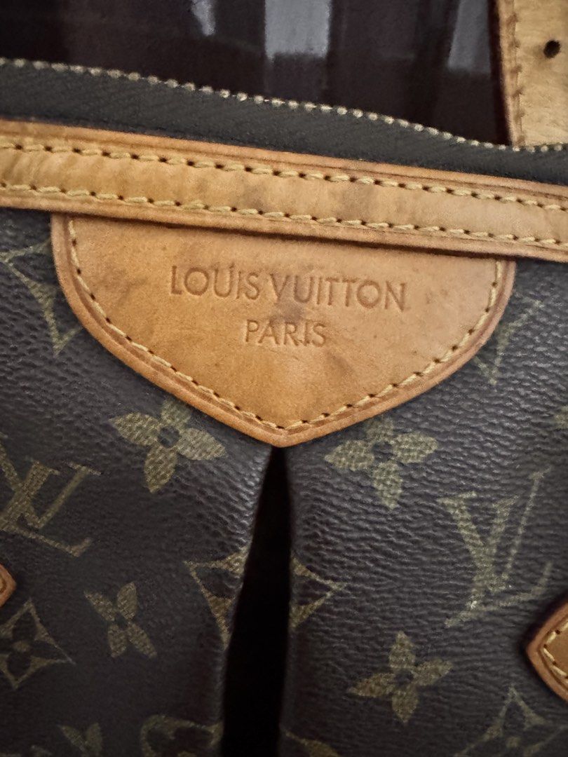 Louis Vuitton Monogram Canvas Tote Bag (Category: Luxury Bags & Wallets) located in Davao. Submitted by myshitthatwontfitordontwa (Listing ID 1465580155, Image 2). Description: - Brand: Louis Vuitton - Style: Classic Monogram Canvas Tote Bag - Color/Pattern: Brown monogram with tan leather trim - Hardware: Gold-tone hardware - Interior: Brown fabric lining with stamped leather logo patch - Straps: Dual adjustable buckle shoulder straps - Closure: