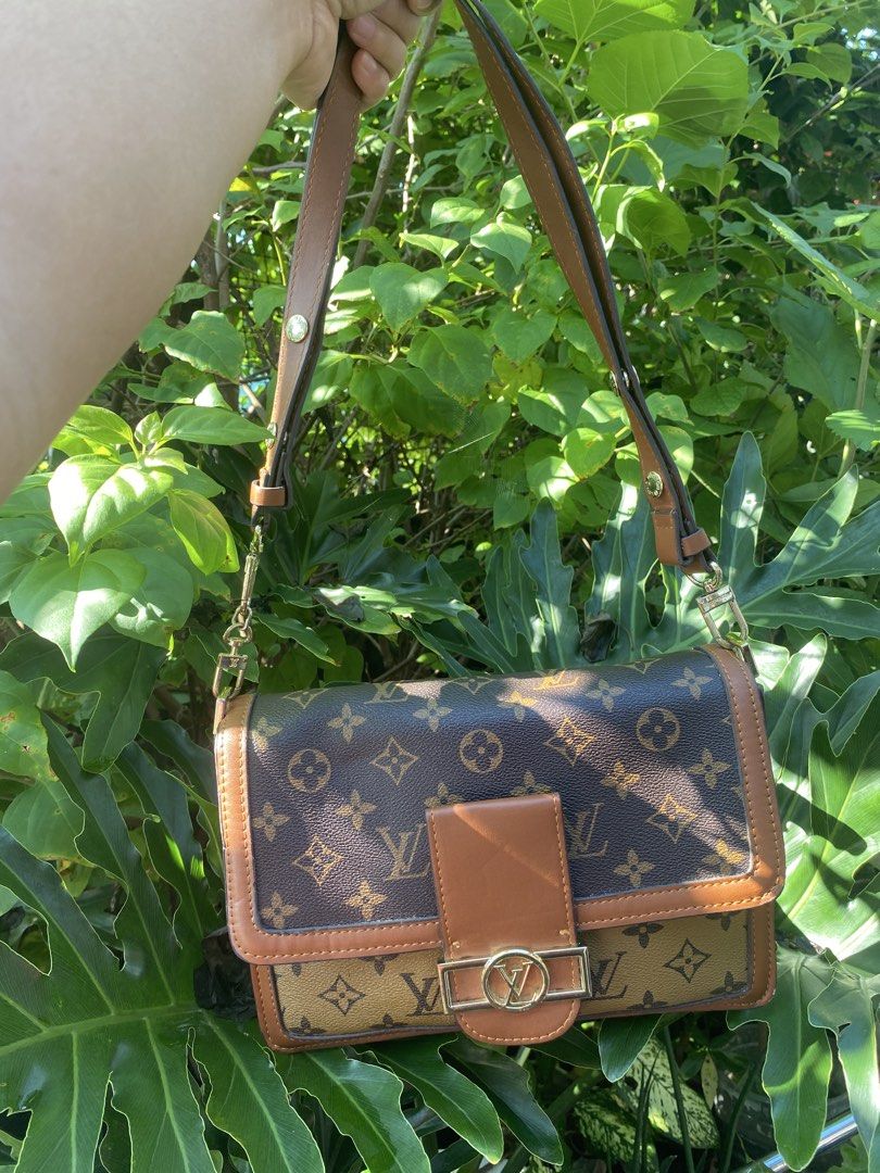 Louis Vuitton Monogram Shoulder Bag (Category: Luxury Bags & Wallets) located in Manila. Submitted by cdb_22 (Listing ID 1465596683, Image 2). Description: - Brown monogram canvas with stylish dual-tone panels - Premium tan leather trim and adjustable brown leather strap - Secure gold-tone front lock closure with iconic LV logo - Clean, structured rectangular silhouette.