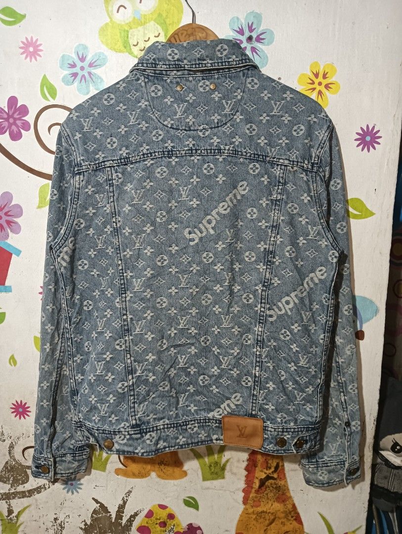 Louis Vuitton x Supreme Monogram Denim Jacket (Category: Coats, Jackets and Outerwear) located in Taguig. Submitted by dandanathriftshop (Listing ID 1465643696, Image 2). Description: FORSALE ‼️ LV X SUPREME DENIM JACKET EXCELLENT CONDITION NO ISSUE NEED WASH ONLY SIZE 50 ON TAG 21 WIDTH 26 LENGTH DM📥.