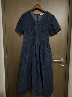 (Category: ) located in . Submitted by open_closet (Listing ID 1465731750, Image 1). Description: .