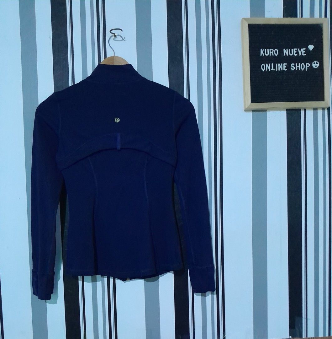 Lululemon (Category: Coats, Jackets and Outerwear) located in Lucena. Submitted by kuronueve0909 (Listing ID 1465695774, Image 3). Description: Lululemon Size: 4 Width: 16 Length: 24 Color: navyblue Price: ₱999 No issue ✅️ Ready to wear ✅️.