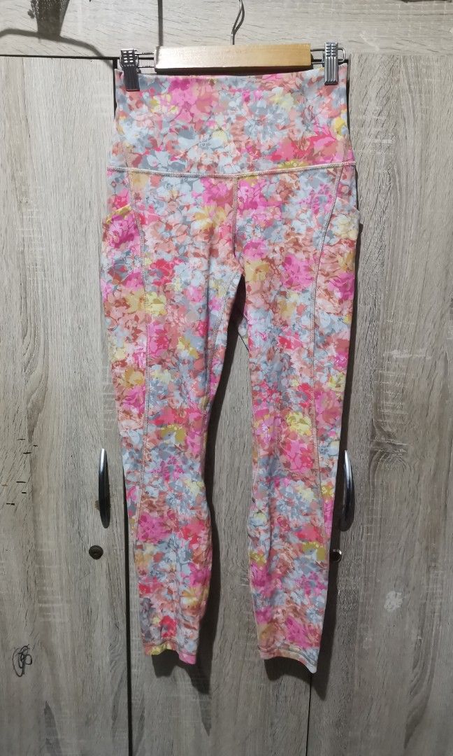 Lululemon Align high rise pants with pocket dot 6 (Category: Other Bottoms) located in San Pedro. Submitted by thriftersthrift (Listing ID 1465584651, Image 3). Description: Waistline (inches) :23 Length(inches) :33 Good condition Already wash Color rate : 10 /10 🌵ALL ITEMS ARE FROM UKAY BALE SO MANAGE YOUR EXPECTATION 🌵 ASK SELLER FOR MORE INFORMATION COLOR MAY CHANGE TRU LIGHTING.