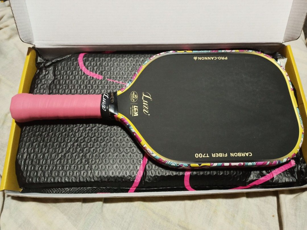 Luzz cannon pickleball paddle (Category: Other Sports Equipment and Supplies) located in Bacoor. Submitted by joromoto18 (Listing ID 1465657885, Image 1). Description: For sale original preloved pickleball paddle Bought last july Still in good condition Selling as is lang din po Luzz cannon minions pickleball paddle 3,200 pesos only Paunahanan na lang Fixed mura na yan pass sa barat Hanap iba if kulang po budget Pass sa tawad Nagpalit lang ko ng 