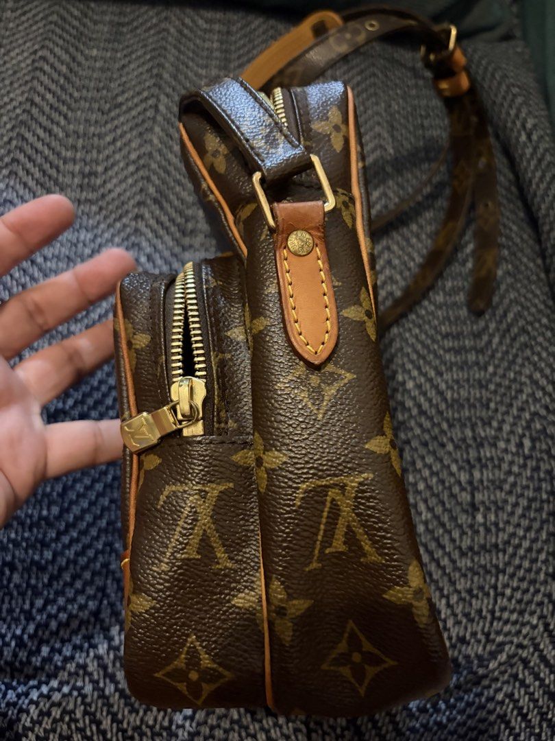 *LV Amazon Crossbody Bag with Certificate* (Category: Luxury Bags & Wallets) located in Mandaluyong City. Submitted by localbudol (Listing ID 1465595180, Image 3). Description: Louis Vuitton Vintage Amazone Monogram Crossbody — ₱45,000 Authenticated by LegitGrails. Vintage piece with beautiful natural patina and classic Monogram canvas. Good overall vintage condition with signs of age consistent with its era. Original strap and hardware..