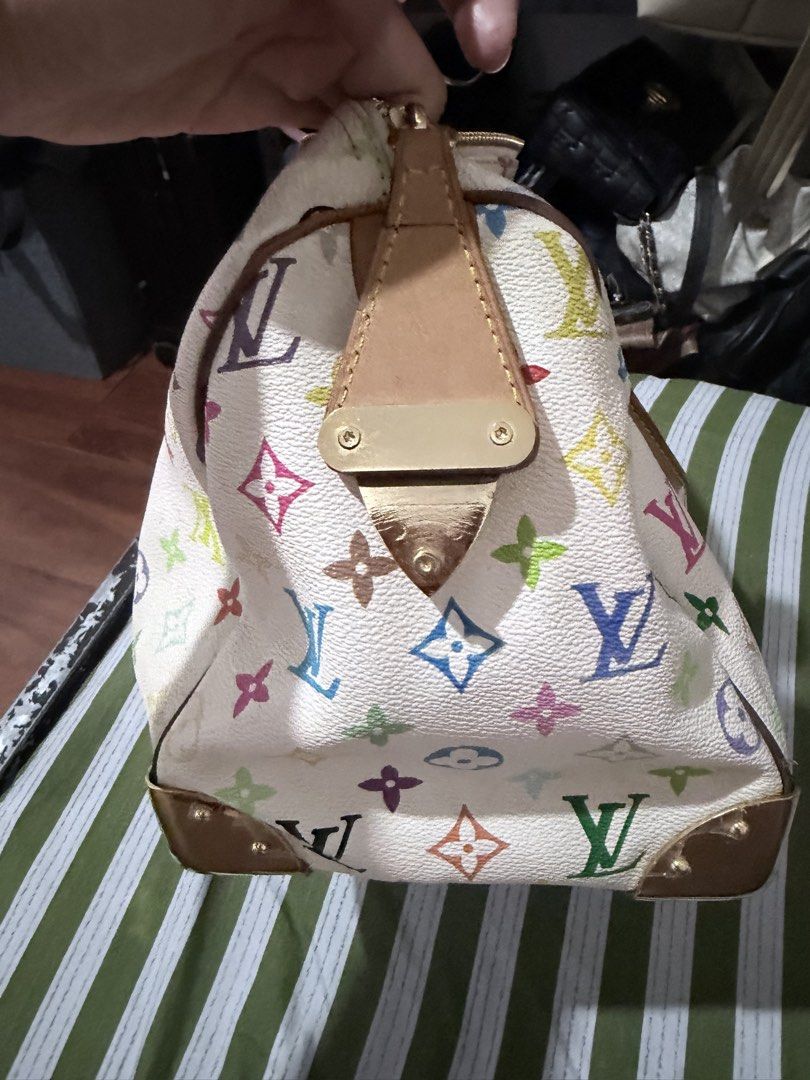 Lv multicolore white doctors bag (Category: Shoulder Bags) located in Marikina City. Submitted by purplestash28 (Listing ID 1465592881, Image 2). Description: .
