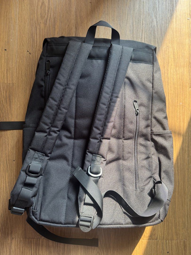 MaH 2372 Tour Backpack 30L Black (Category: Backpacks) located in Quezon City. Submitted by cww42wksr497997 (Listing ID 1465579770, Image 2). Description: - Brand: MaH (Model: 2372 Tour Backpack) - Color: Solid black with subtle front logo branding - Capacity: 30 liters - Laptop Fit: Up to 17 inches, plus space for A4 textbooks, tablets, water bottle, and umbrella - Material: Waterproof fabric to keep your belongings safe - Design: Multiple zippe