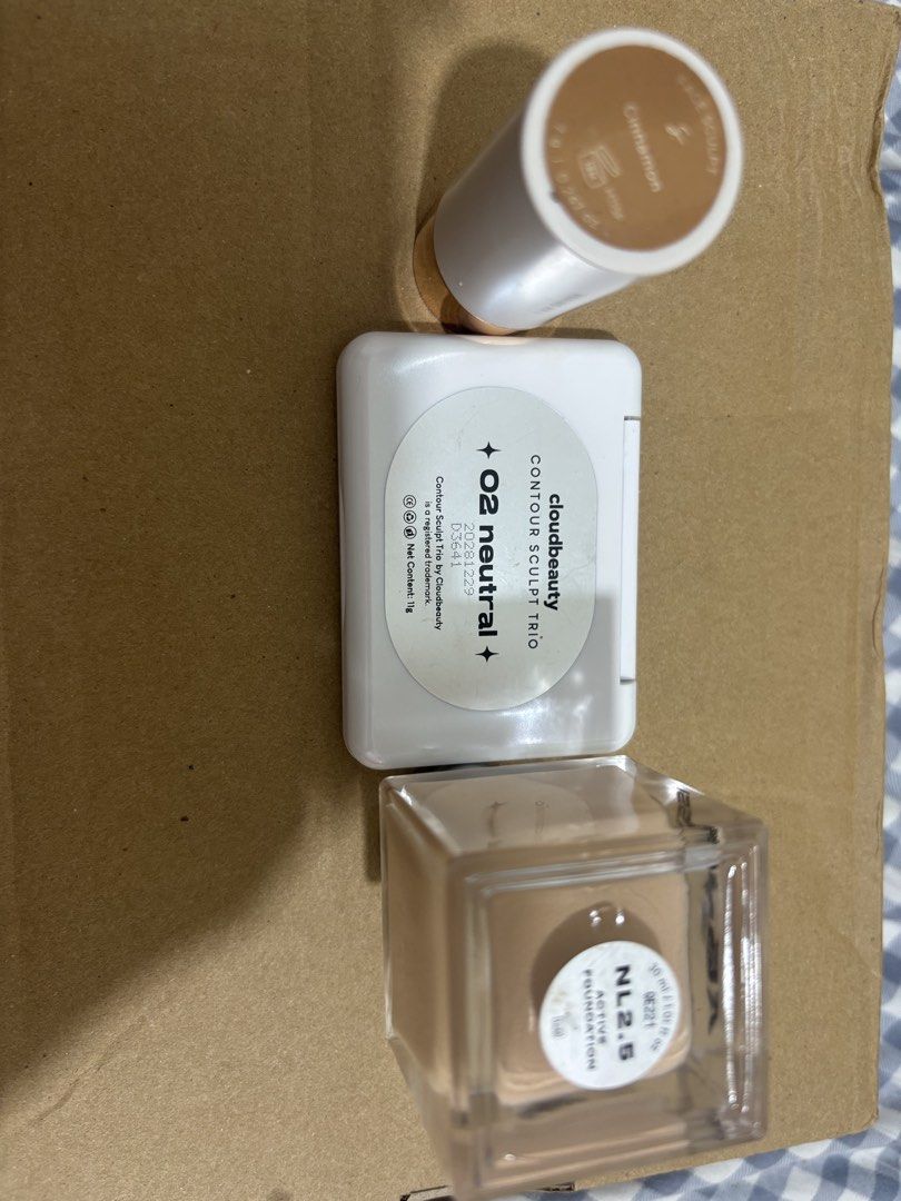 Issy Foundation available (Category: Makeup) located in Batangas. Submitted by moonagedaydreamm (Listing ID 1465753495, Image 3). Description: Issy Foundation in NL2.5 - 90% left Strokes Bronzer in Cinnamon - 80% left SOLD Cloud Beauty Contour Palette in 02 Neutral - Swatched only - SOLD This year lang nabili. Check Screenshots please Location: Manila Mode of Delivery: Jnt/Lalamove Rfs: Decluttering.