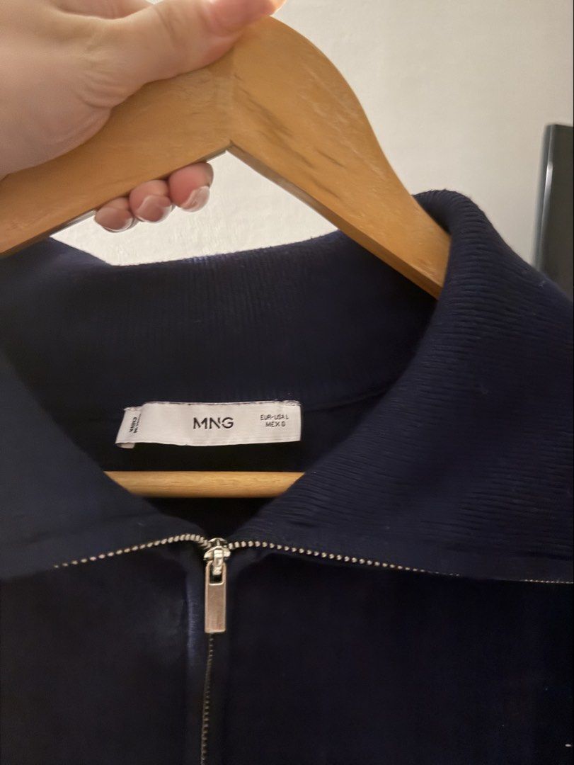Mango (Category: Longsleeves) located in Makati City. Submitted by florencedoll (Listing ID 1465714010, Image 3). Description: Fits Xs- L.