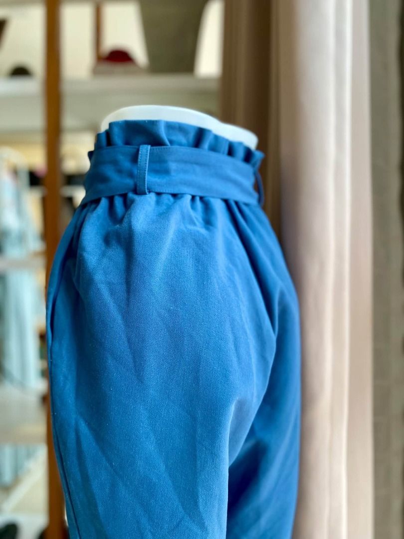 MANGO BLUE TROUSERS GARTERIZED (Category: Other Bottoms) located in Baguio. Submitted by asna_taku (Listing ID 1465665222, Image 2). Description: MANG0 BLUE TROUSERS GARTERIZED S-M ₱800.