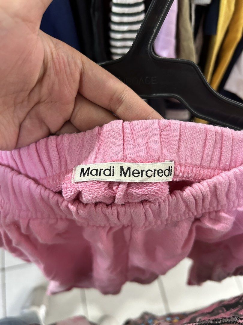 Mardi Mercredi Shorts (Category: Shorts) located in Kabankalan. Submitted by leans_closet (Listing ID 1465680704, Image 3). Description: .